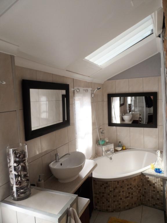Villa Sea View Charming Stone House à Mossel Bay Extérieur photo